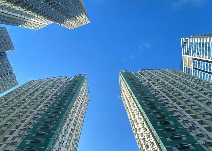 Apartment Family Inside It Park